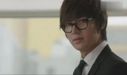 男网红爆料李敏镐视频,事件真相引发热议