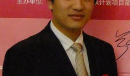 张雪峰爆料娱乐节目叫什么,揭秘那档爆笑娱乐节目背后的故事