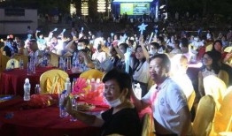 爆料阿飞聚餐图片高清视频,画面细节揭秘