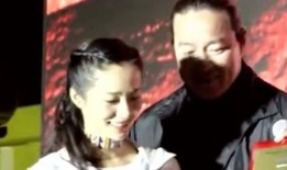 娱乐圈爆料俩人有孩子,明星夫妇喜得贵子，甜蜜升级！